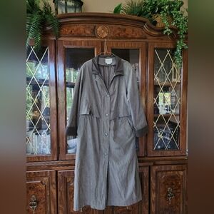 Worthington Women's trench coat full length Size 18 Worthington brand